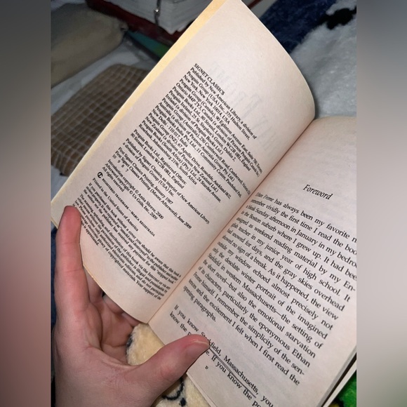 Ethan Frome by Edith Wharton. Signet Classics. ISBN 978-0-451-53131-5. Like new - Picture 6 of 6